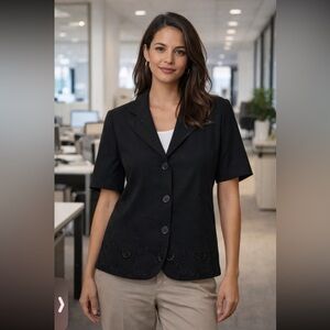 Linen Vintage  Cleo Black Linen Embroidered Short Sleeve Jacket size 14.